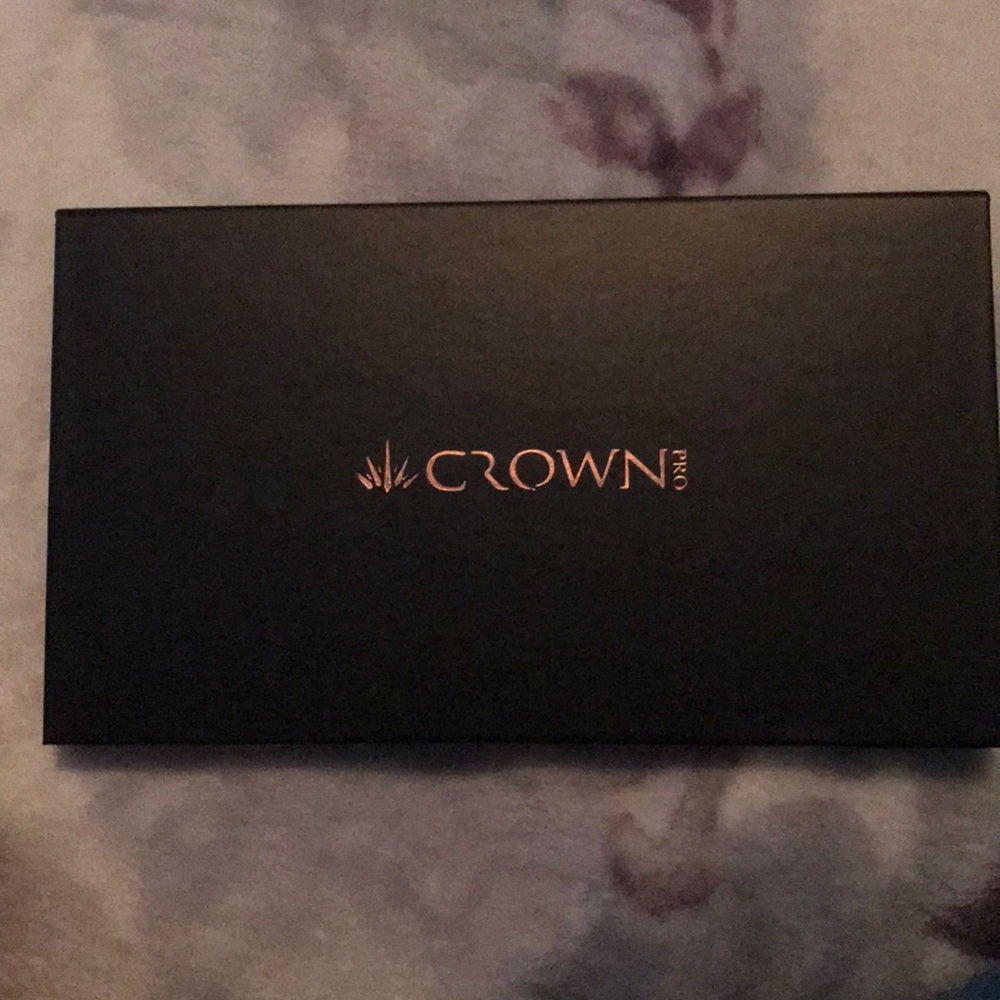 Warm tones eyeshadow